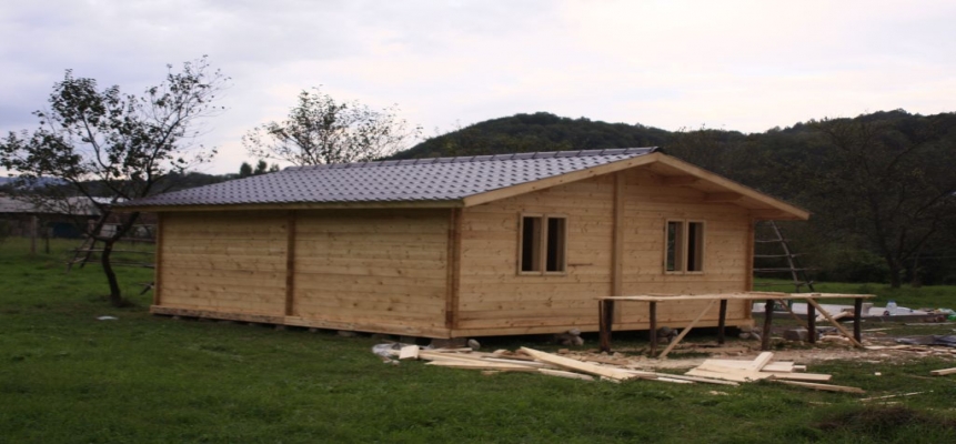 Cabana 6m/5m. Curtea De Arges, Judetul Arges Thumbnail